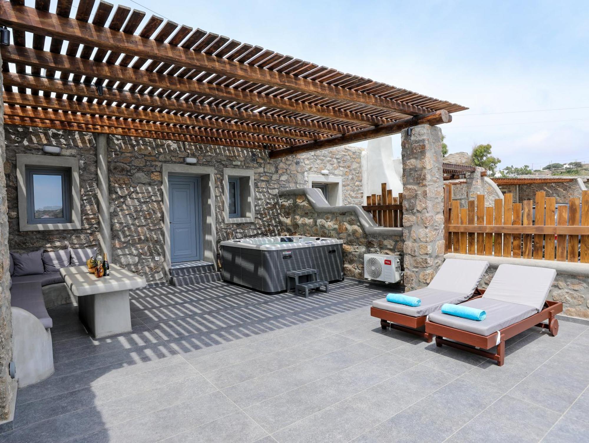 Villa The George With Private Pool, Close To - Chora *